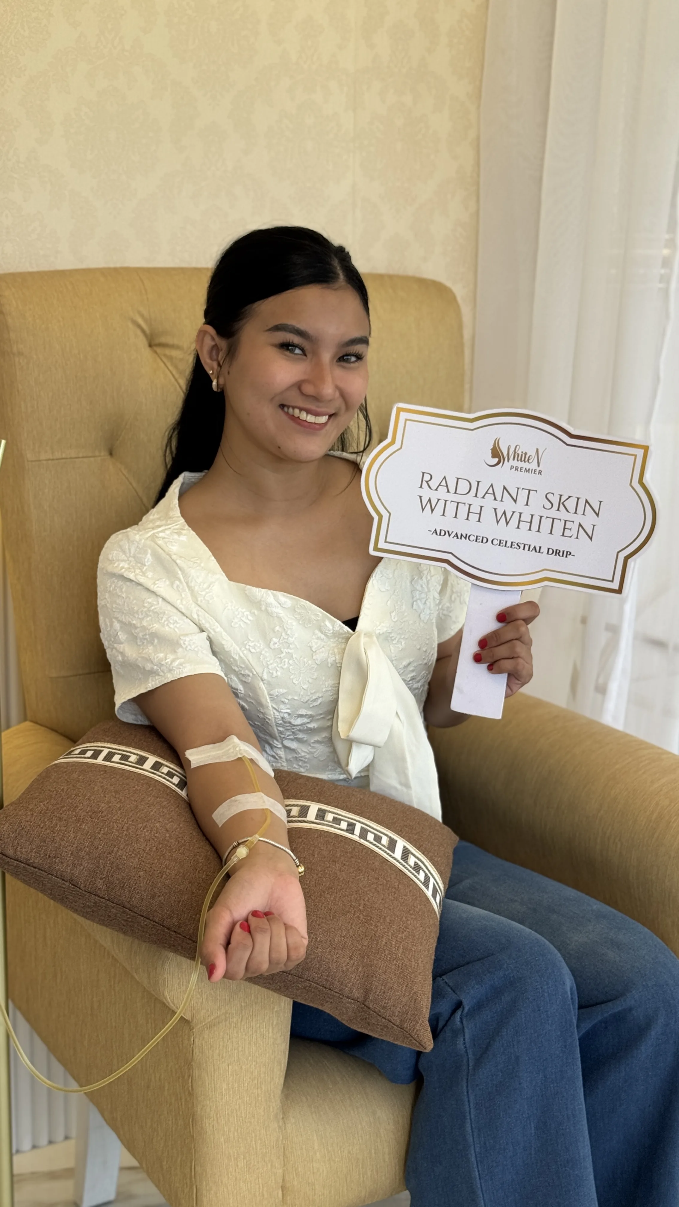 Whiten Signature Facial